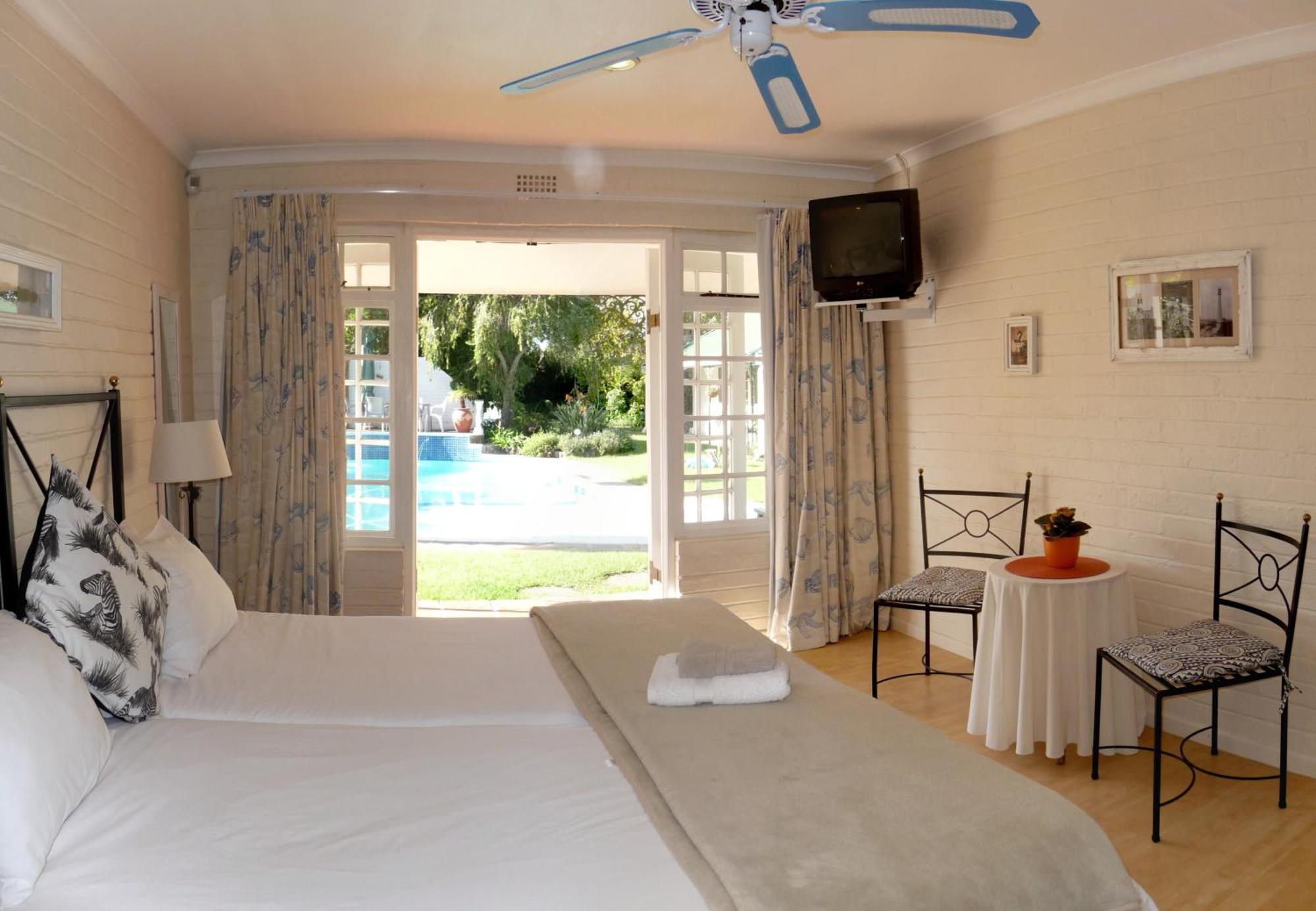 סומרסט ווסט Somer Place B&B חדר תמונה